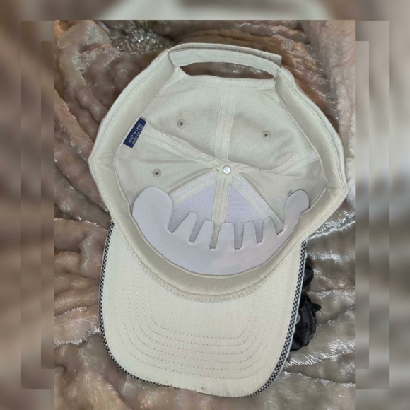 Baseball hat - Picture 4 of 4